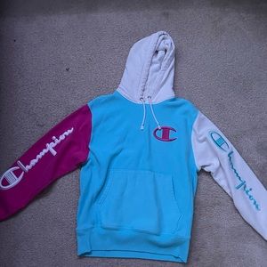 Champion women’s hood, long sleeve sweatshirt